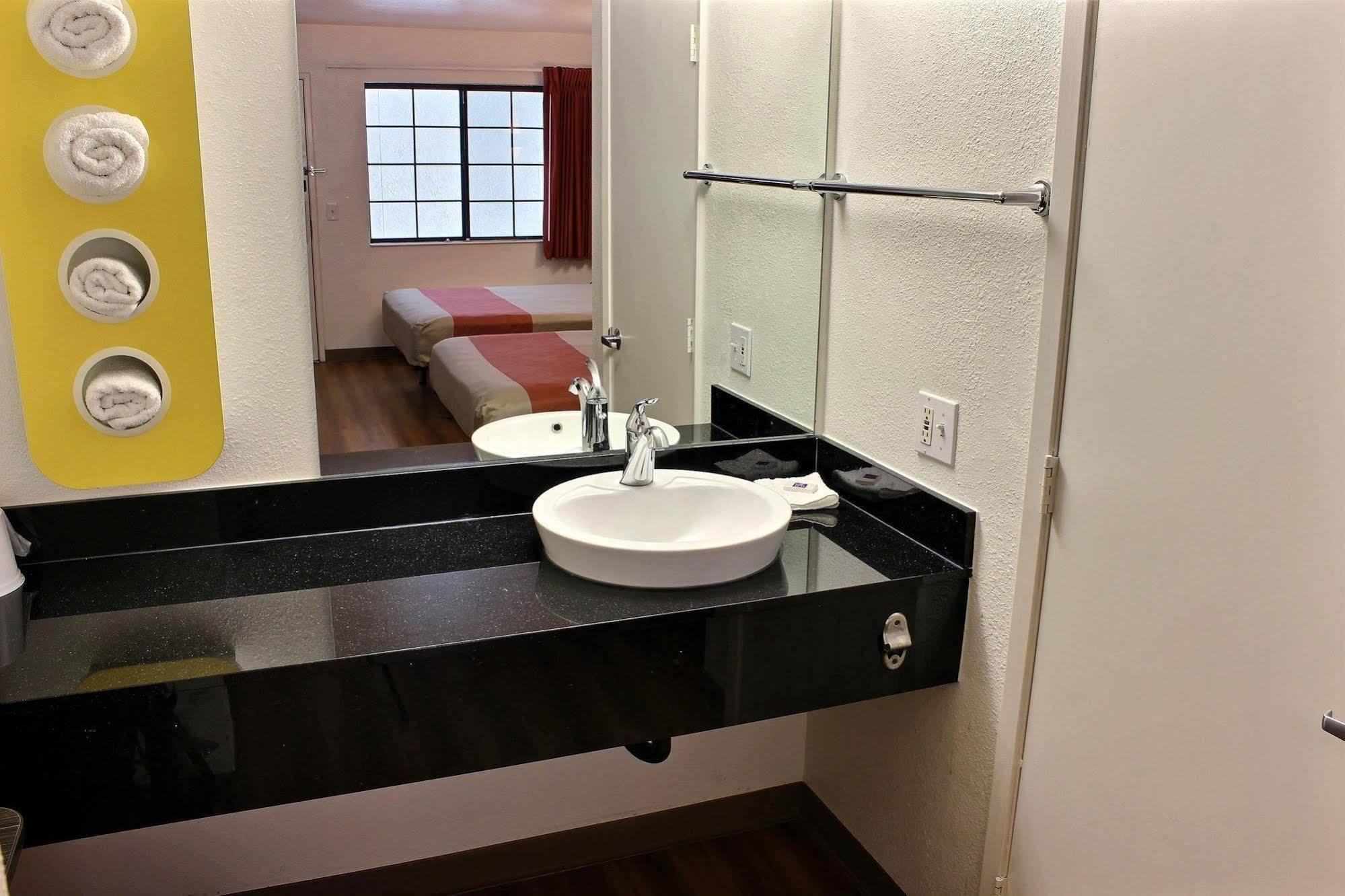 Motel 6-Paso Robles, Ca エクステリア 写真