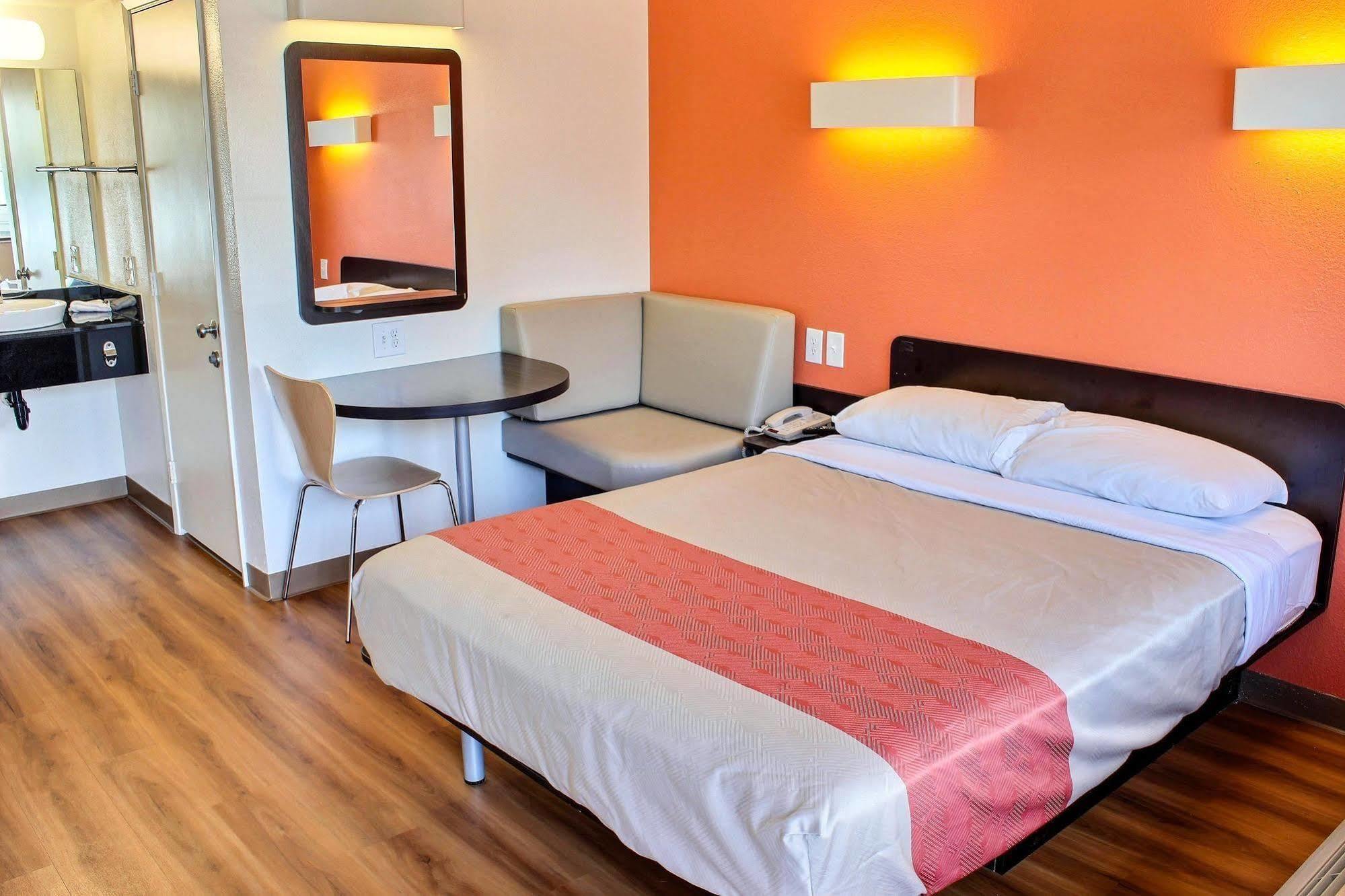 Motel 6-Paso Robles, Ca エクステリア 写真