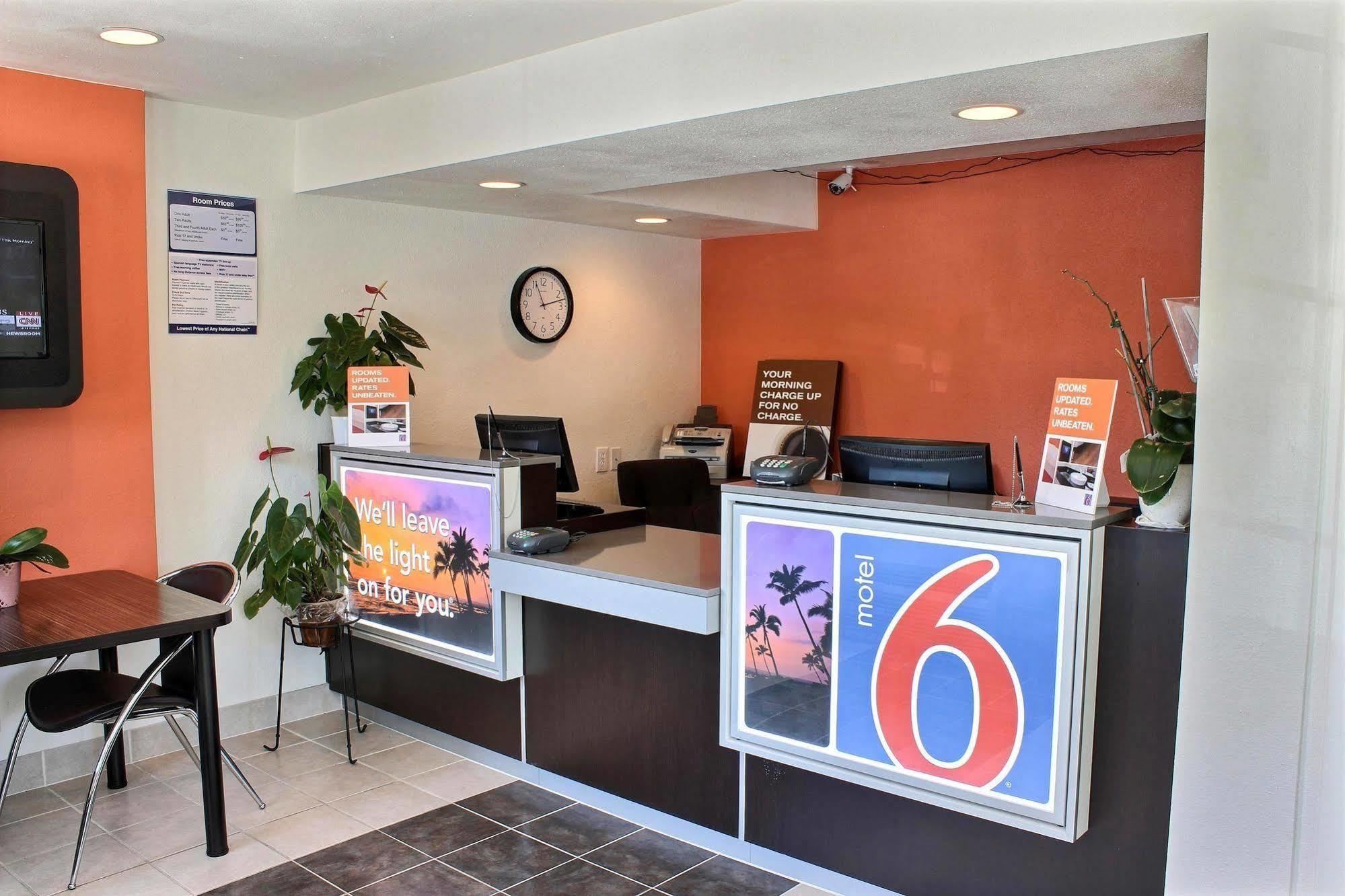 Motel 6-Paso Robles, Ca エクステリア 写真