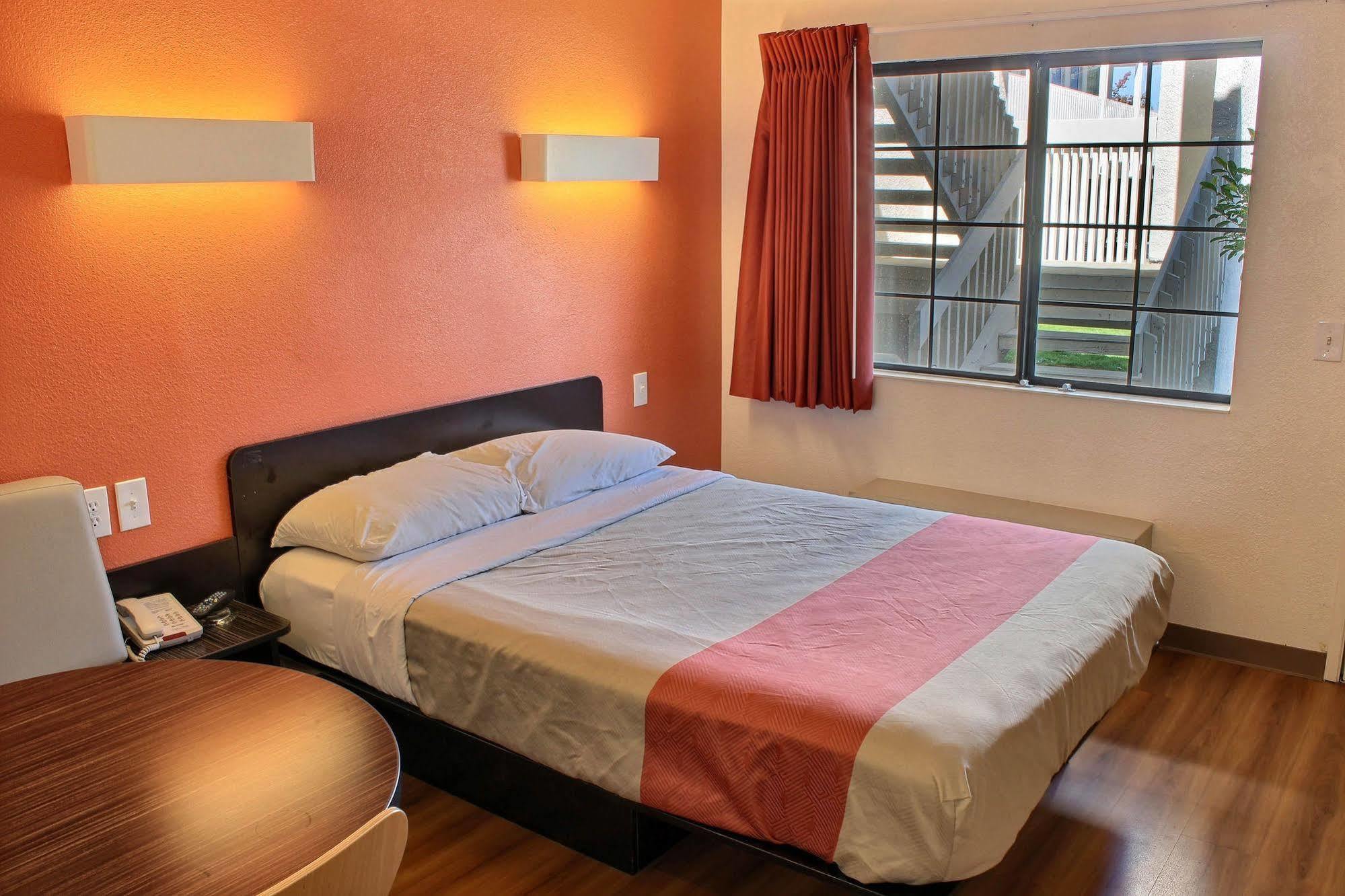 Motel 6-Paso Robles, Ca エクステリア 写真