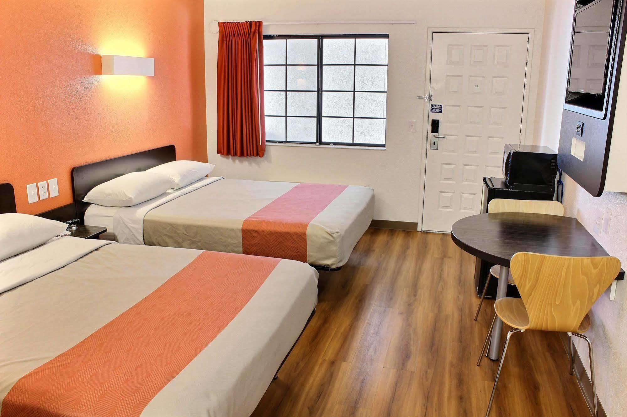 Motel 6-Paso Robles, Ca エクステリア 写真